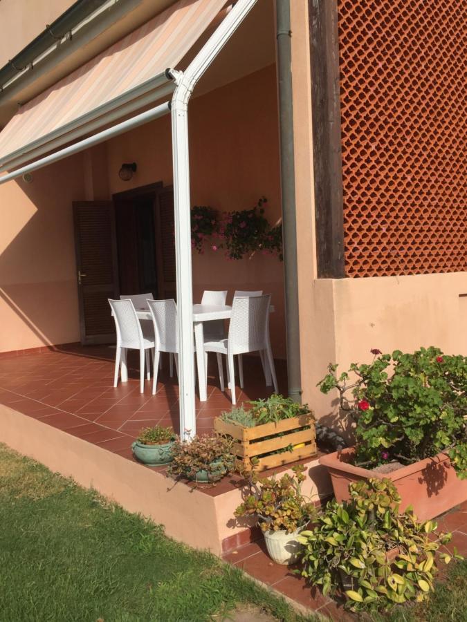 La Casa Sotto La Torre Villa Chia Eksteriør billede